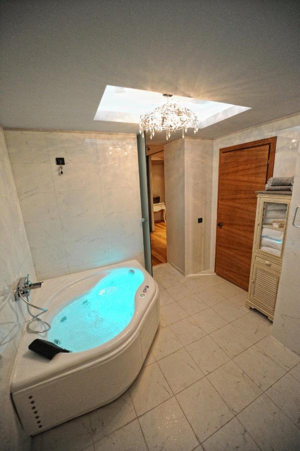 Hotel Iliana Filippiada Екстер'єр фото
